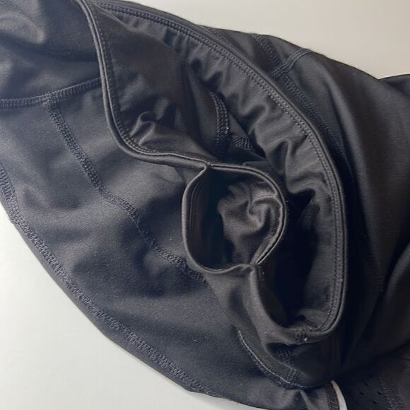 Avia athletic Capri leggings. Running walking. Size medium. Size 8-10. EUC. - Picture 7 of 7